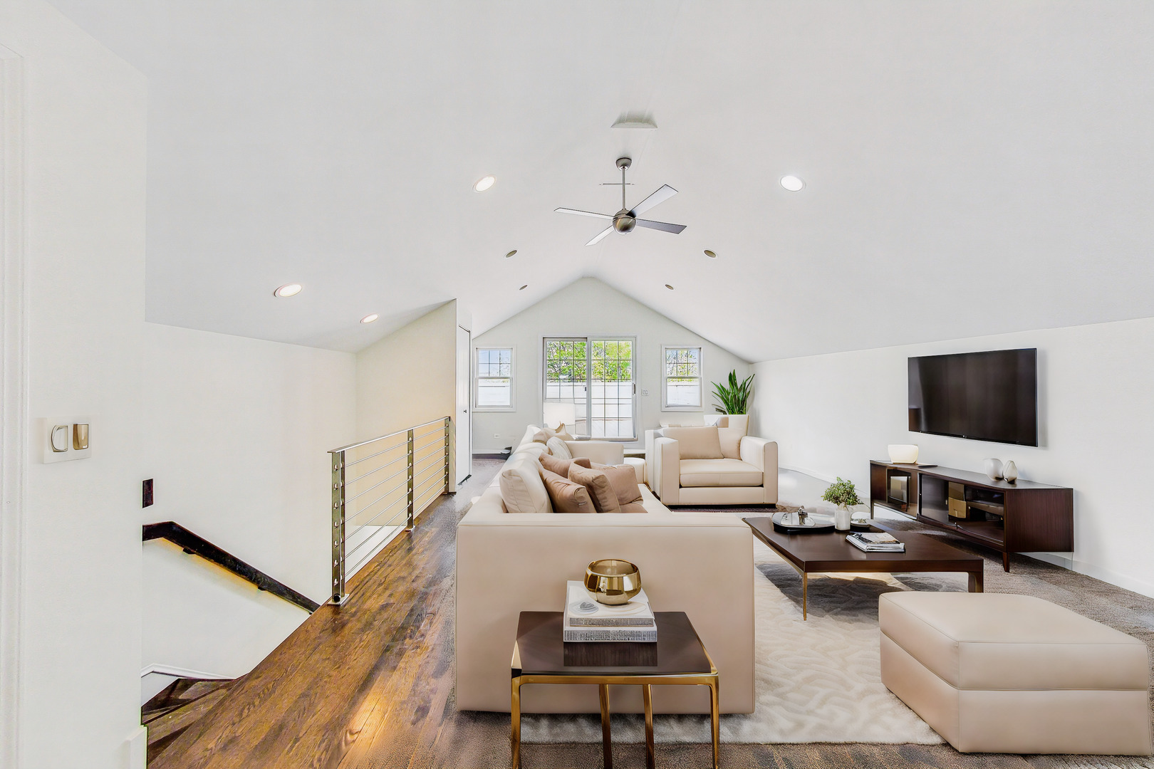 1504 N Greenview Avenue Unit: 3A