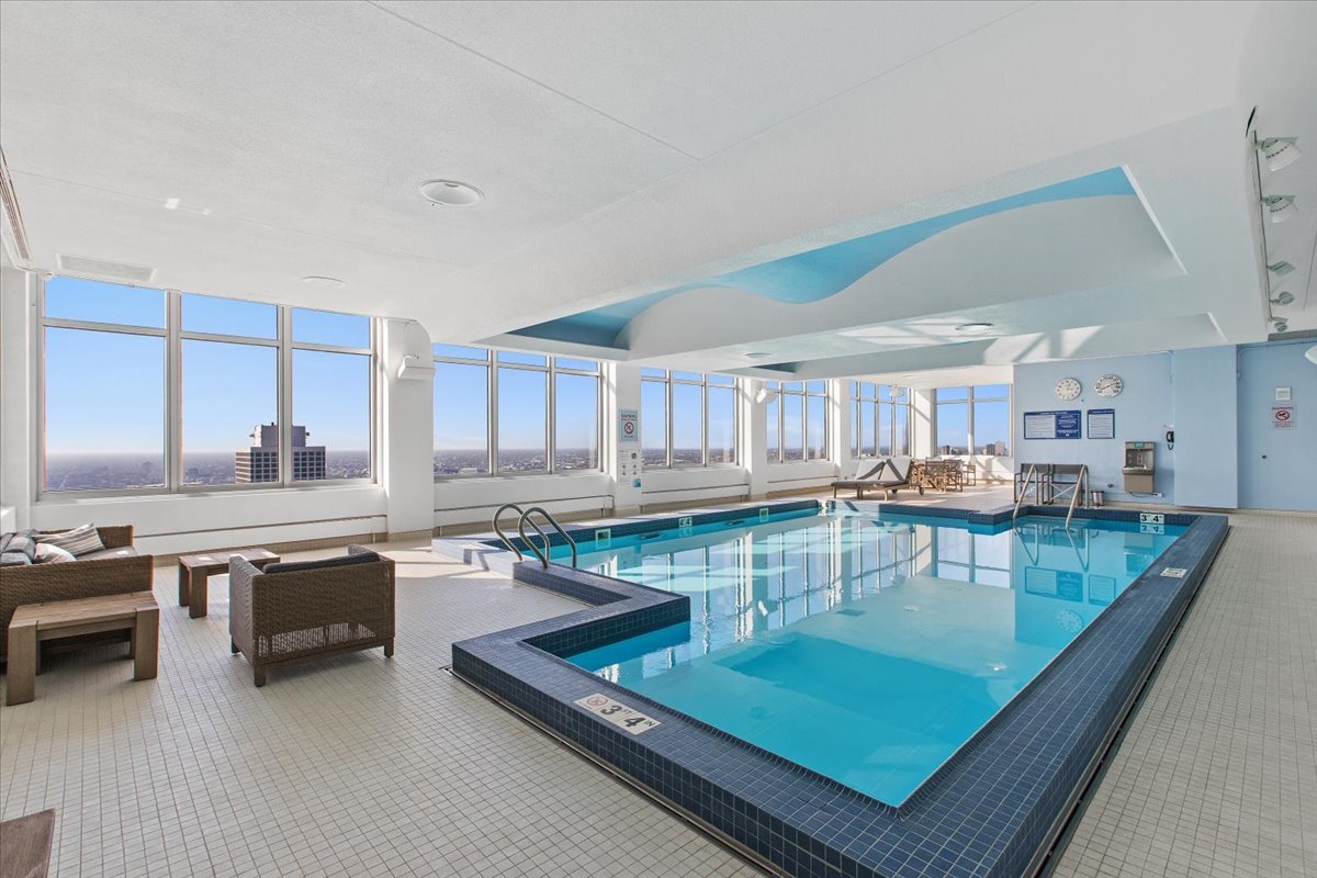 1000 N Lake Shore Plaza Unit: 20C