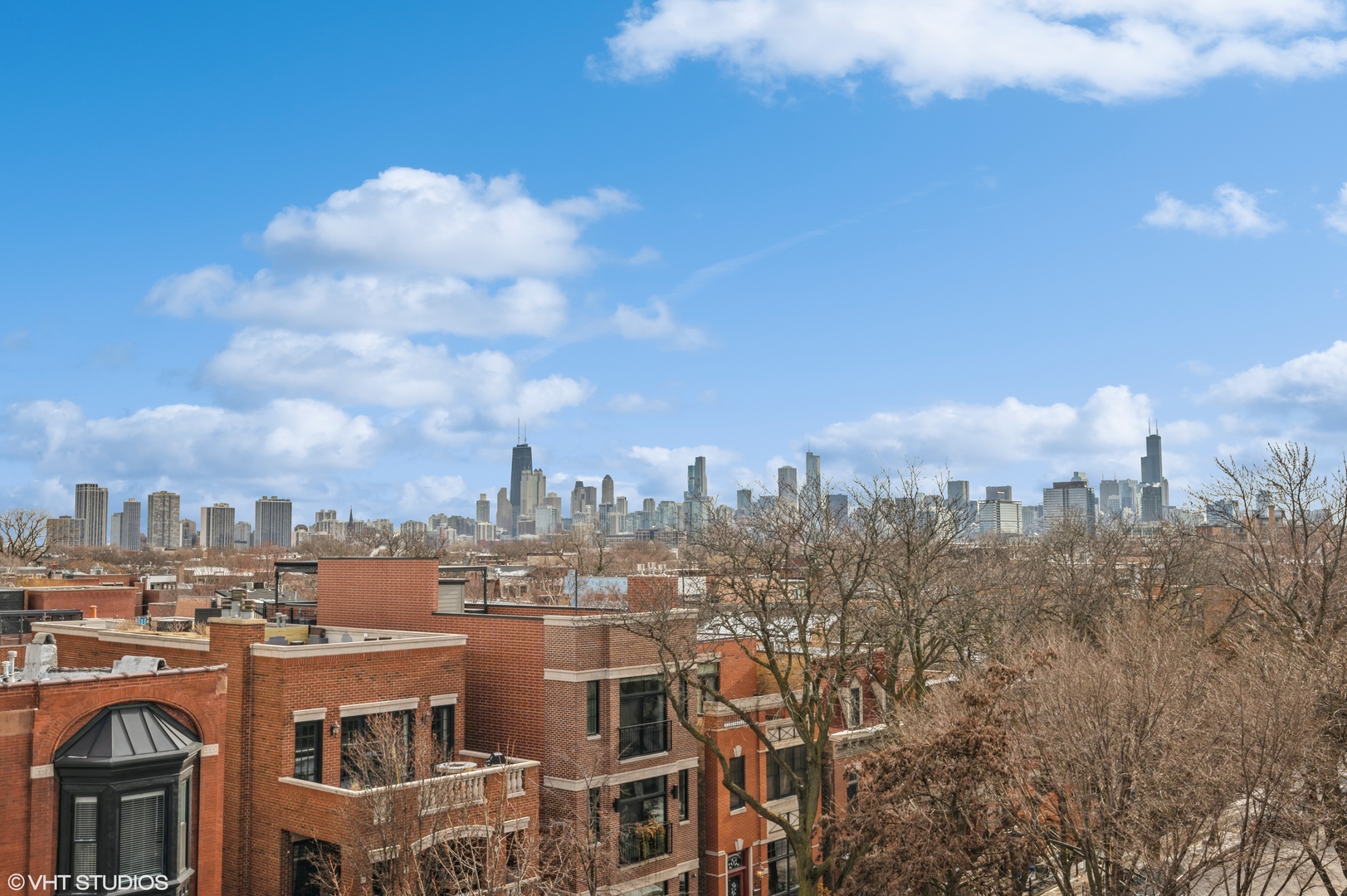 2152 N Racine Avenue Unit: 4