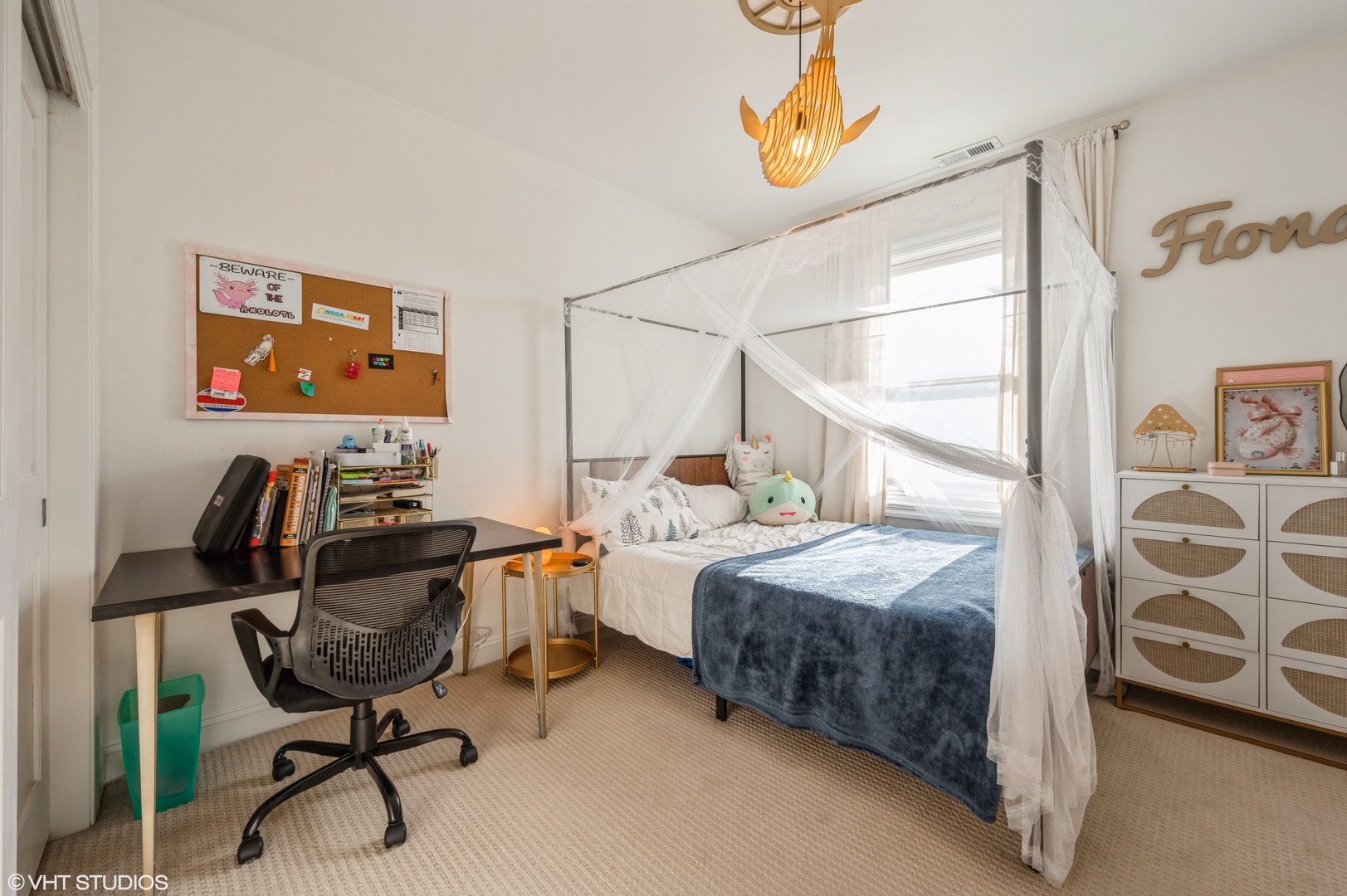 2152 N Racine Avenue Unit: 4