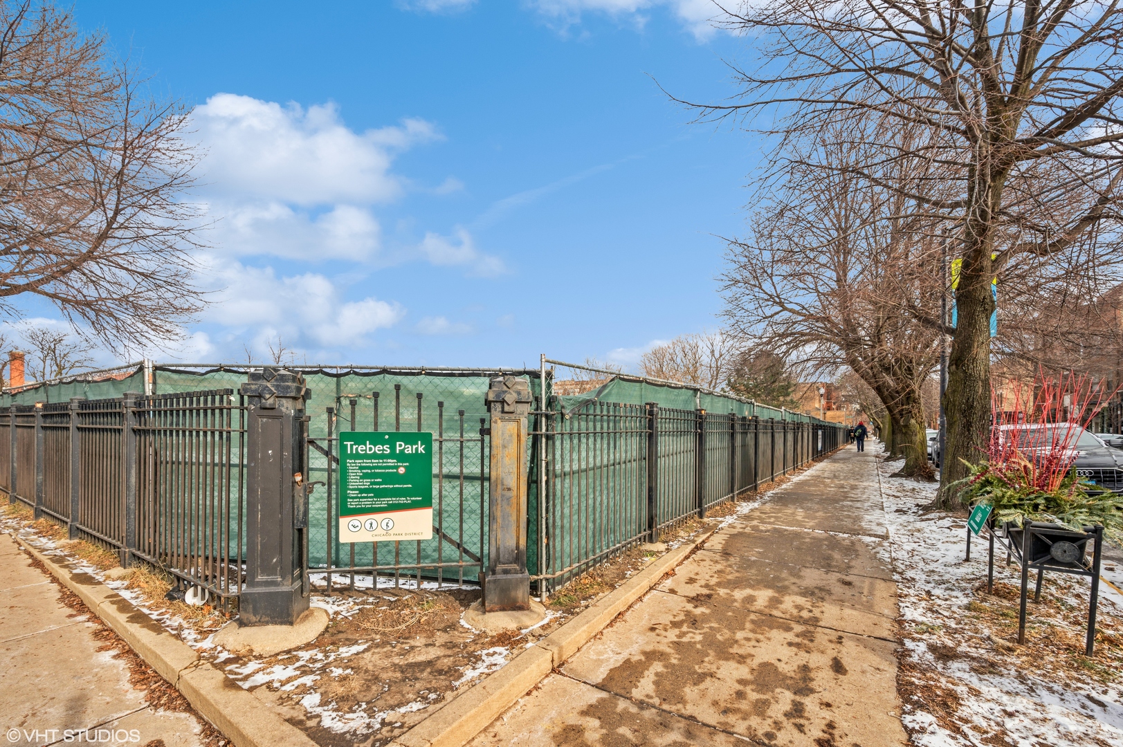 2152 N Racine Avenue Unit: 4