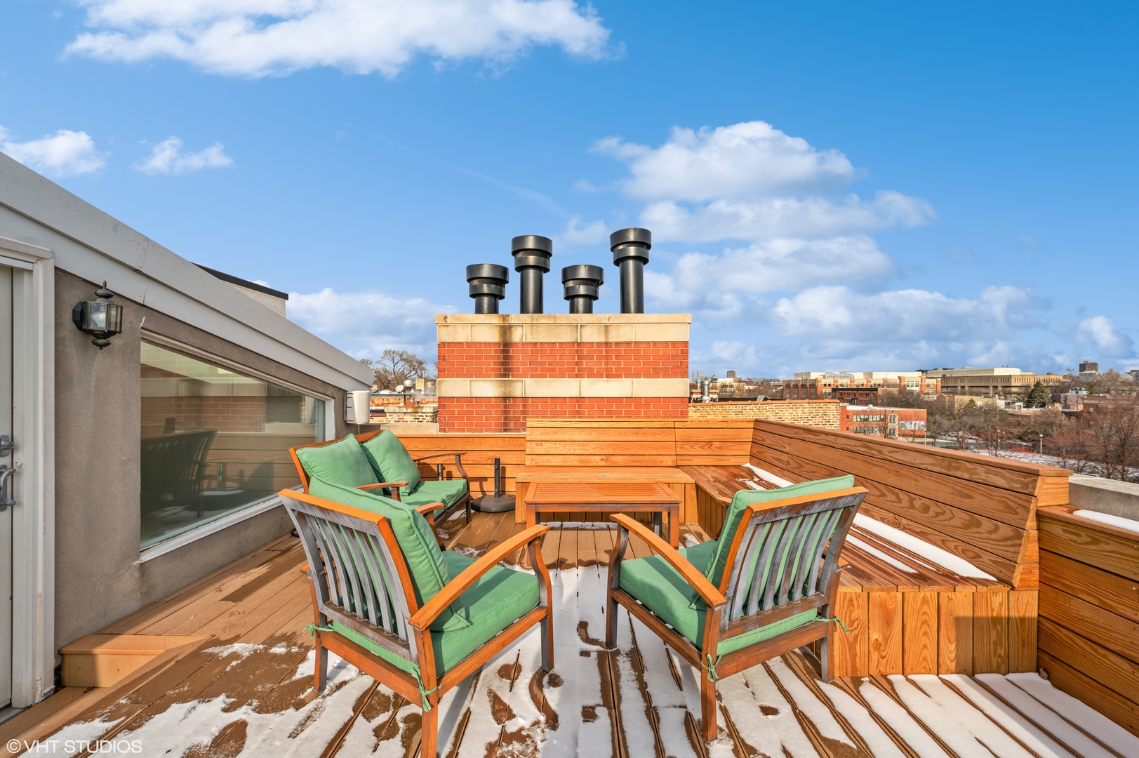 2152 N Racine Avenue Unit: 4
