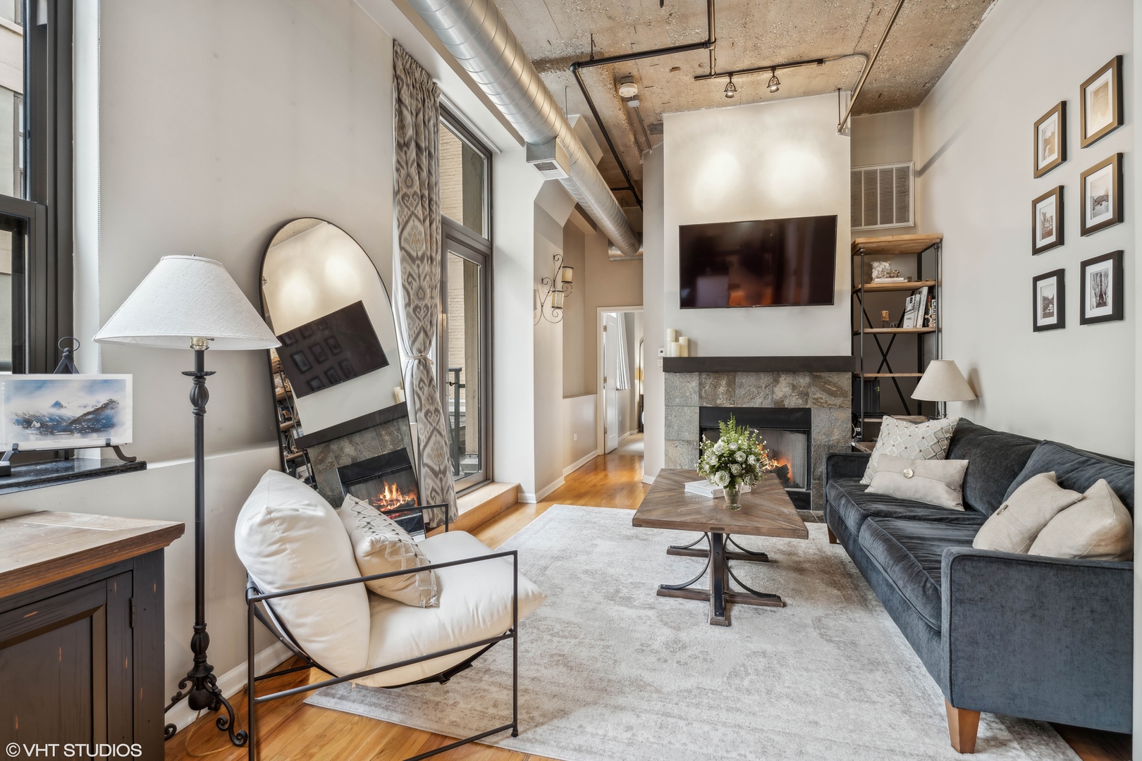758 N Larrabee Street Unit: 631
