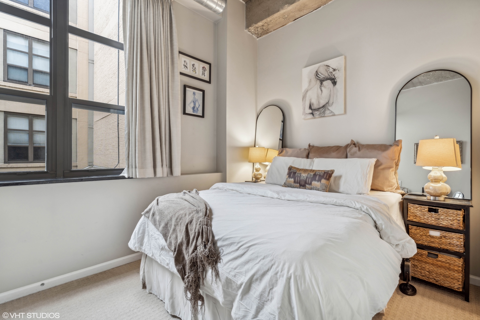 758 N Larrabee Street Unit: 631