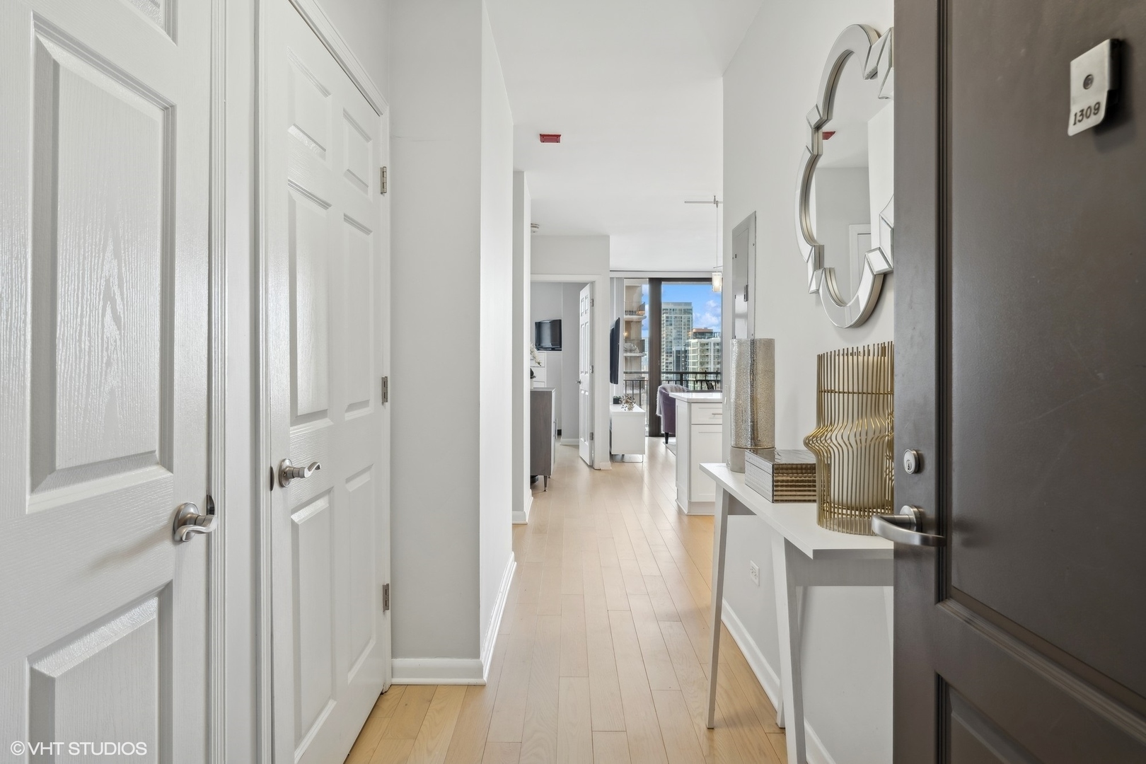 630 N STATE Street Unit: 1309