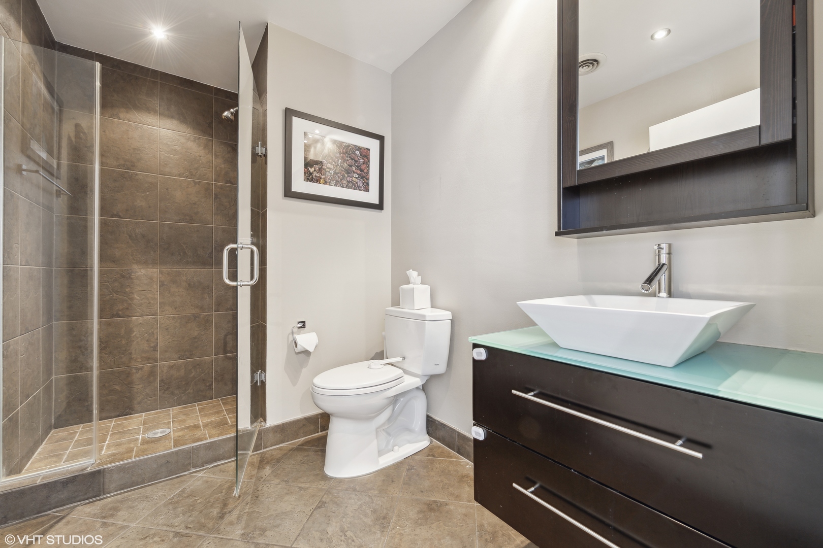 936 W Madison Street Unit: 3E