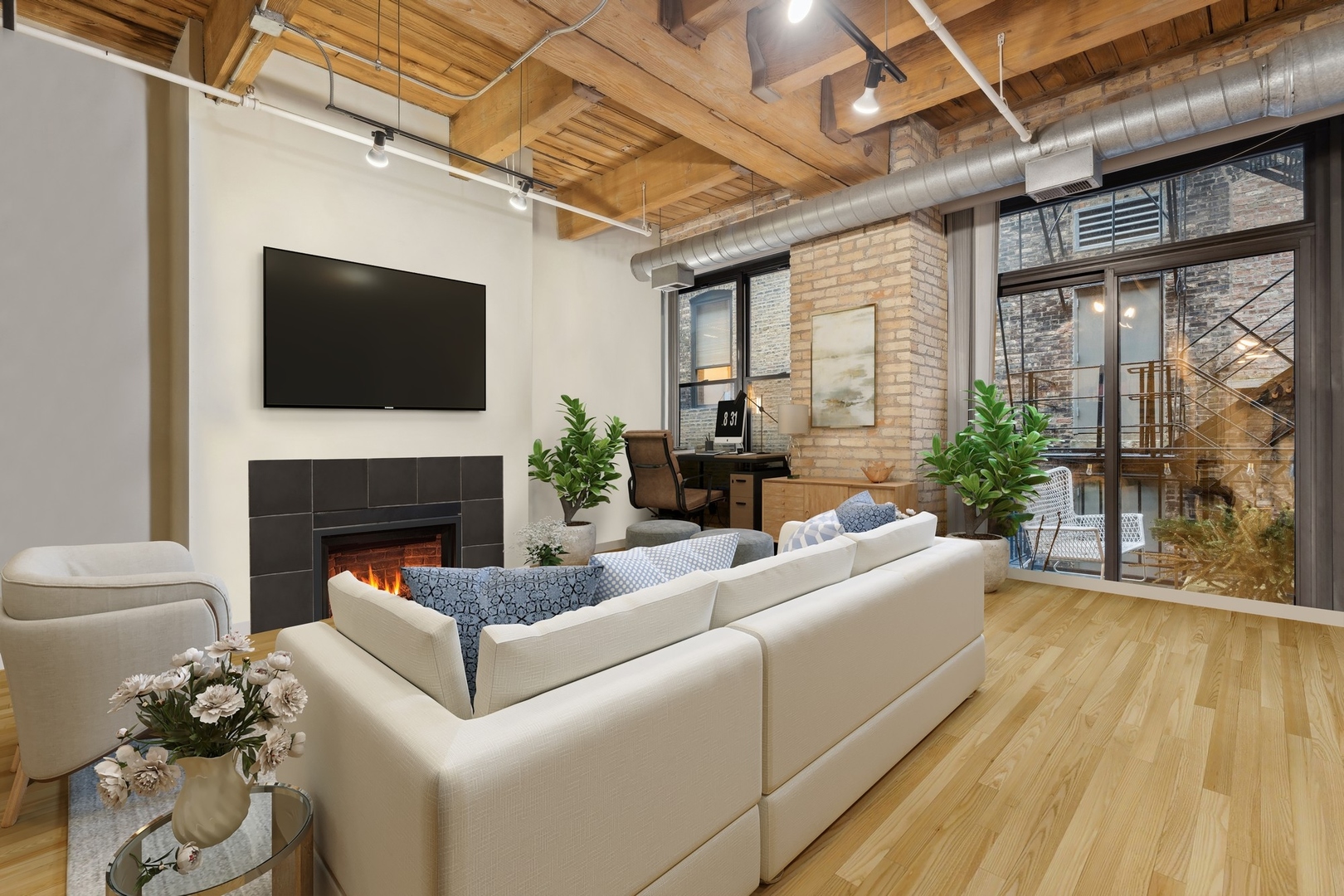 375 W Erie Street Unit: 315