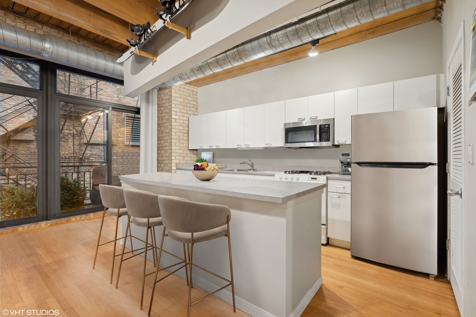 375 W Erie Street Unit: 315