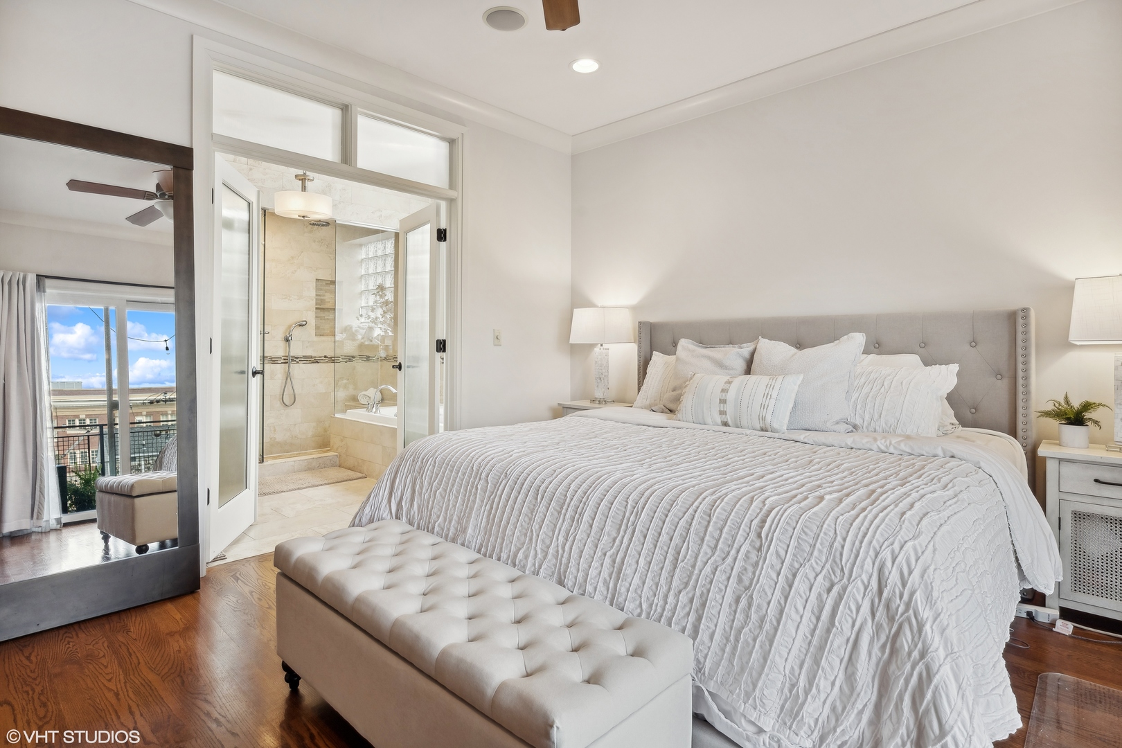 2848 N Sheffield Avenue Unit: 3S