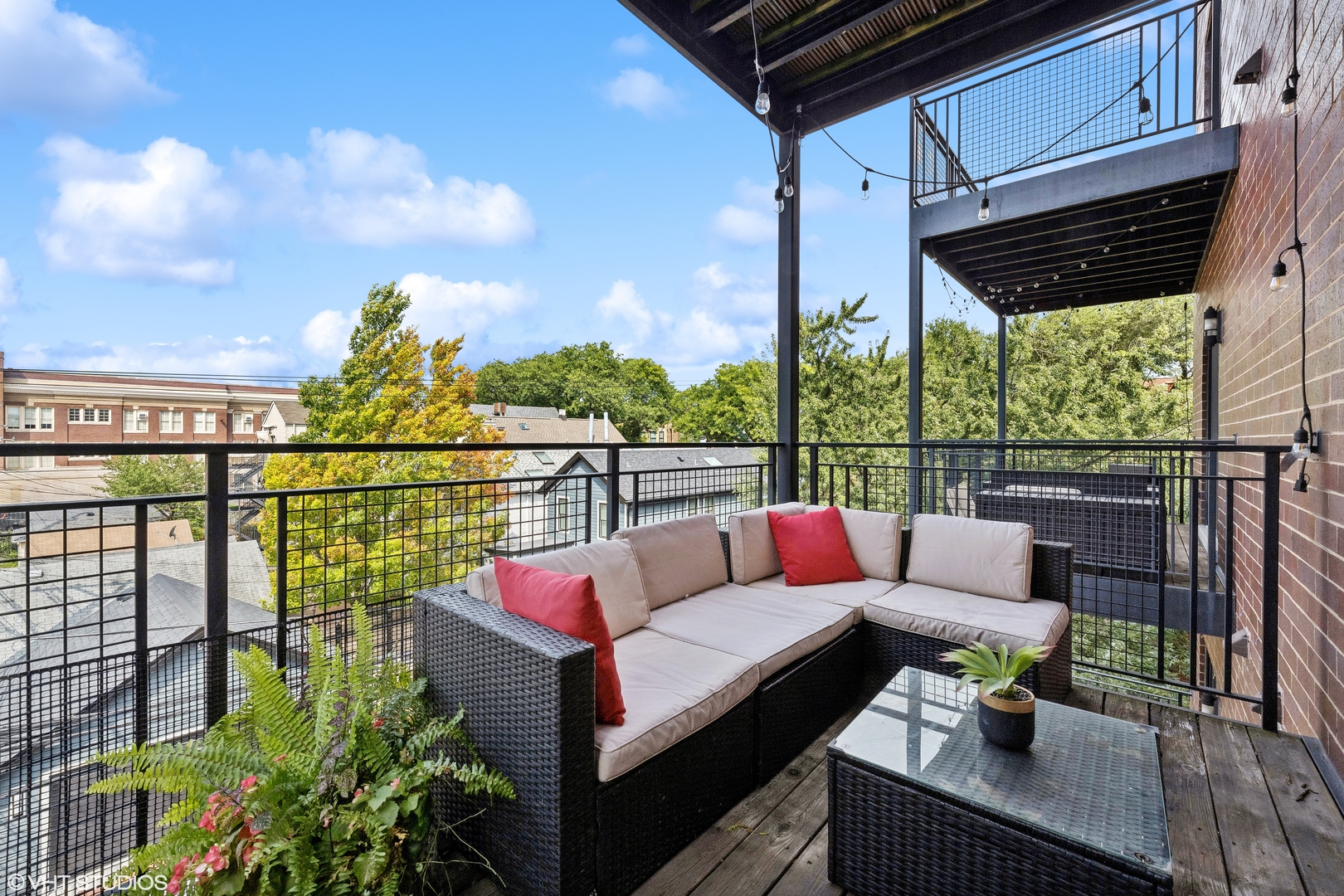 2848 N Sheffield Avenue Unit: 3S