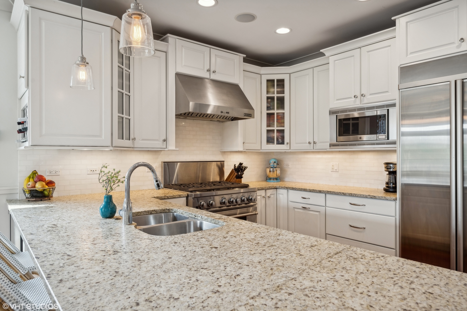 2848 N Sheffield Avenue Unit: 3S