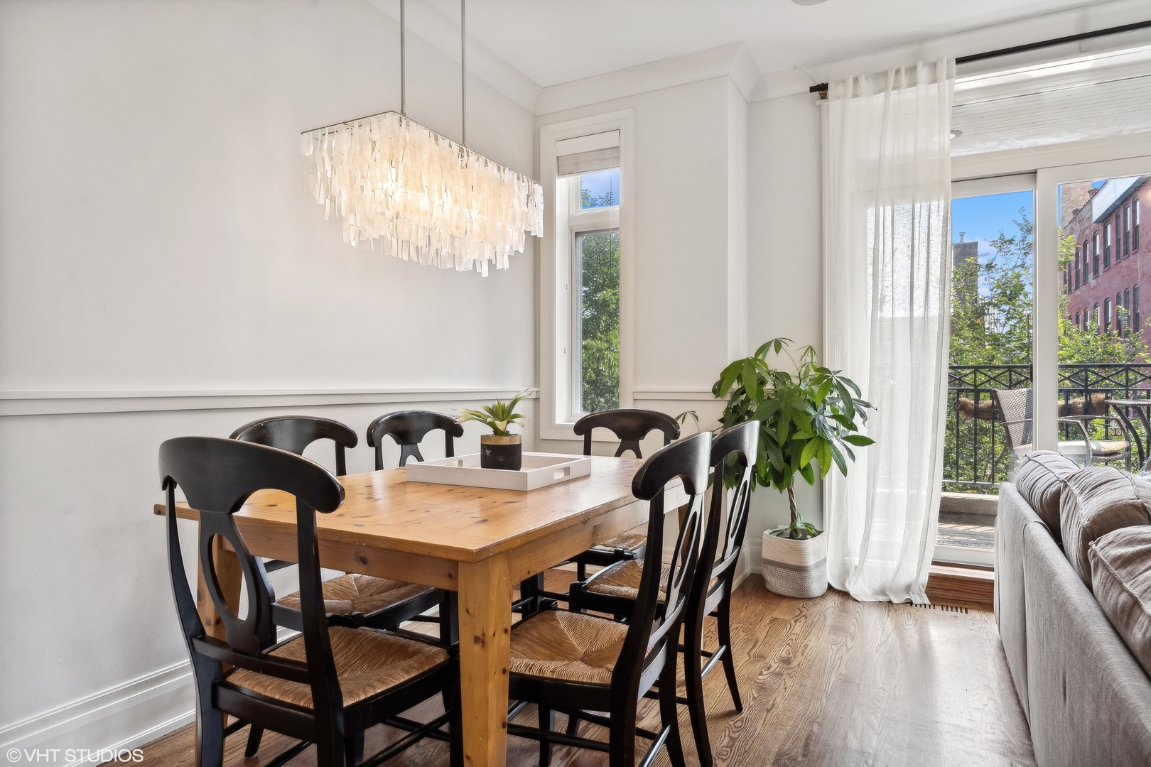 2848 N Sheffield Avenue Unit: 3S