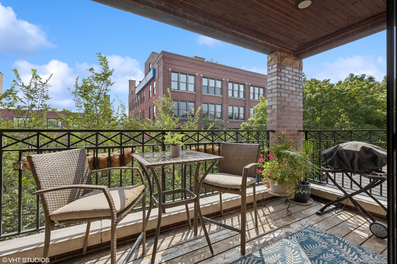 2848 N Sheffield Avenue Unit: 3S
