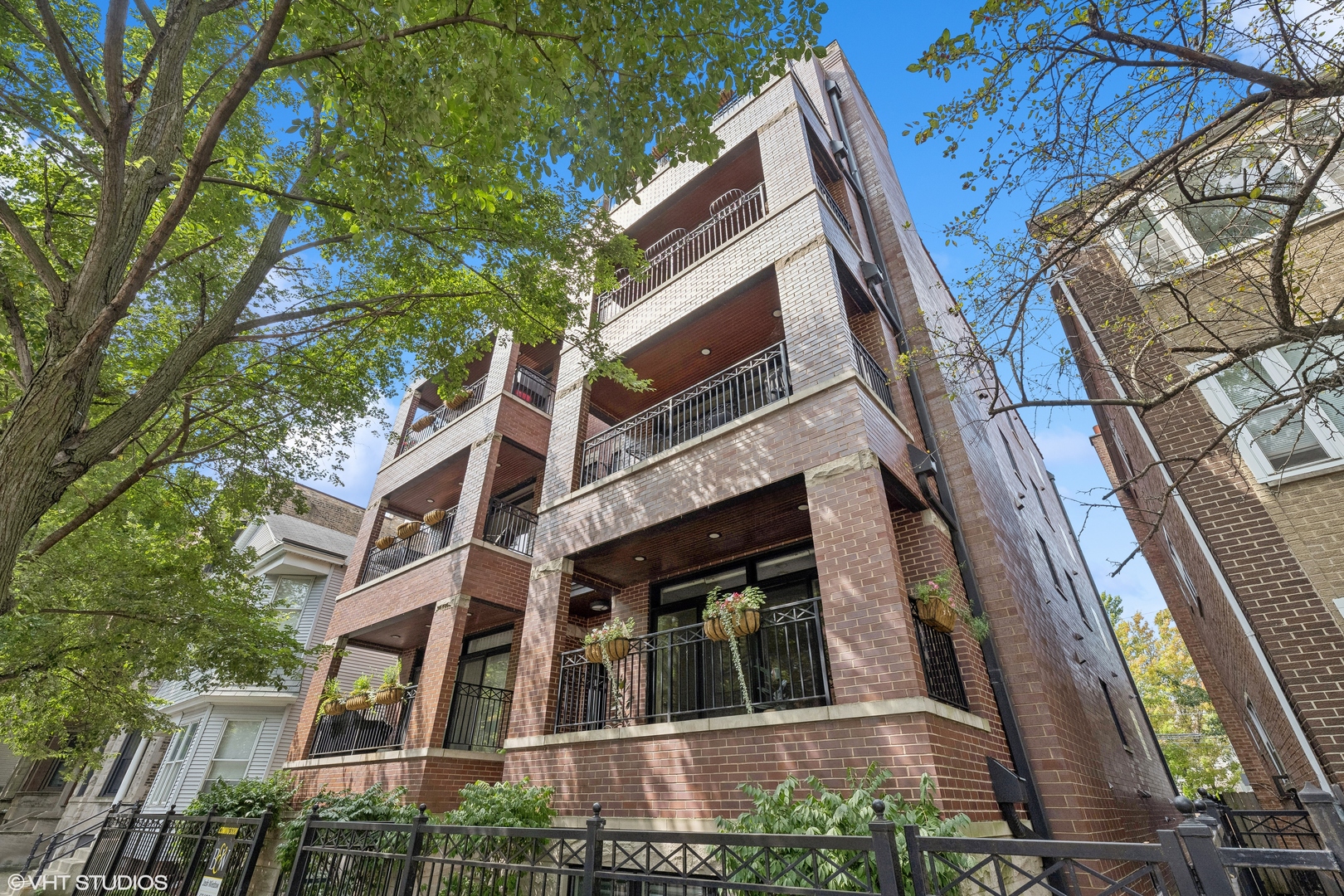 2848 N Sheffield Avenue Unit: 3S