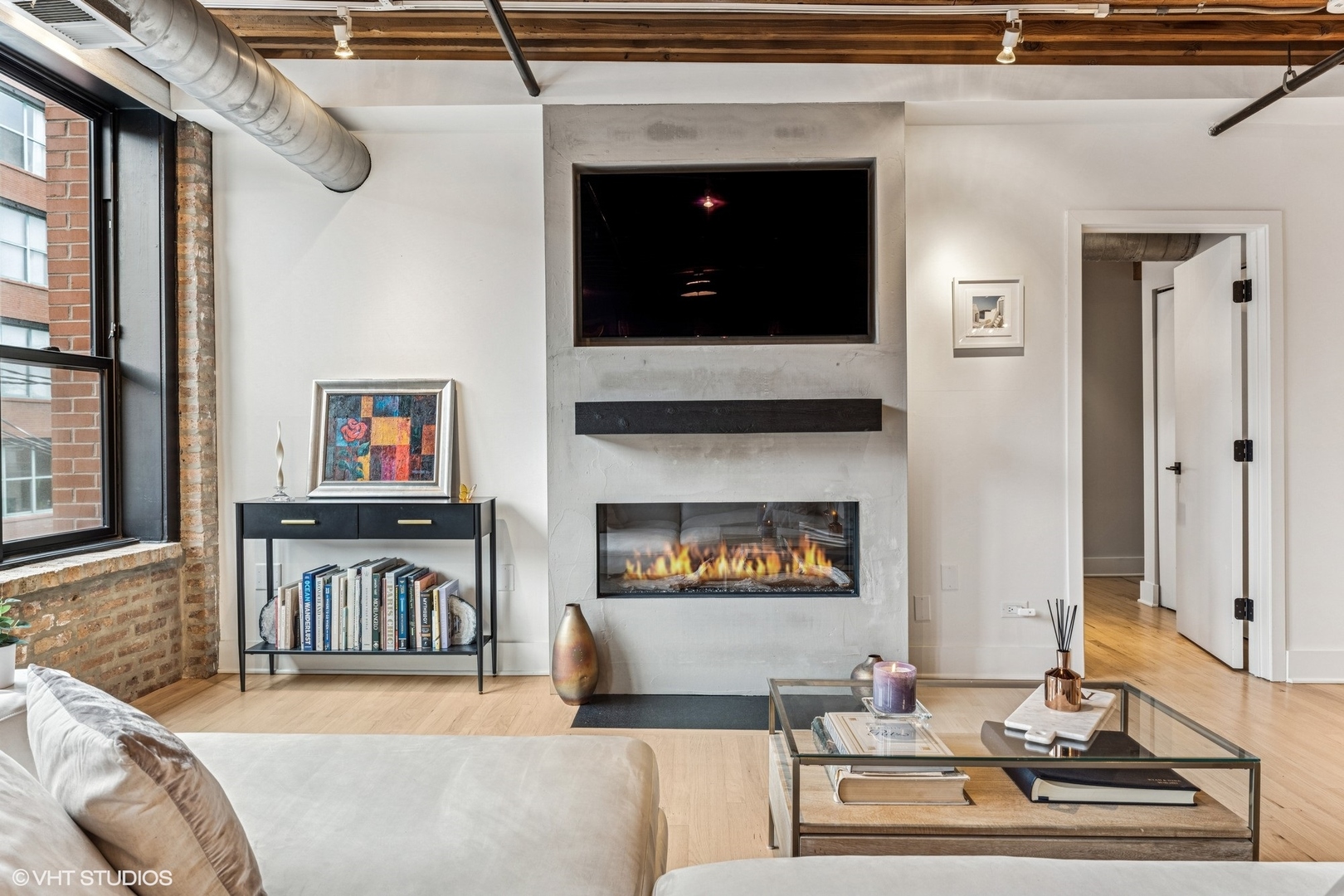 1118 W Fulton Street Unit: 306