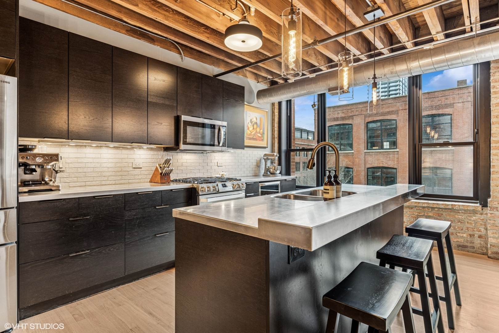 1118 W Fulton Street Unit: 306