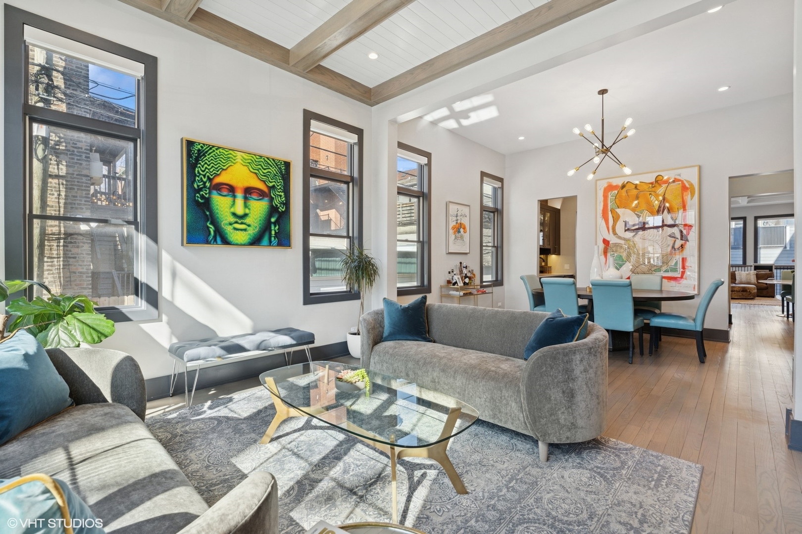 1942 W George Street