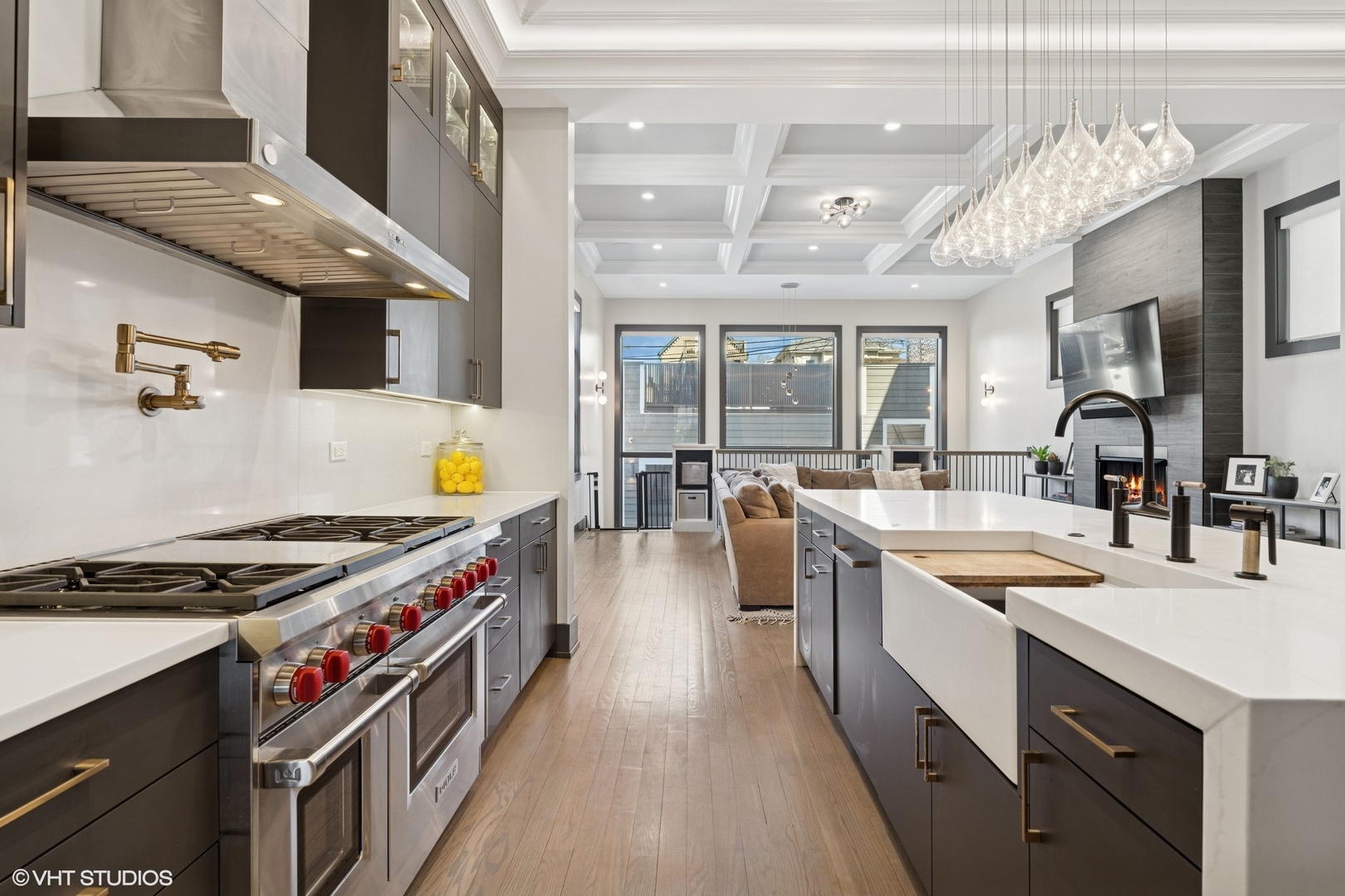 1942 W George Street