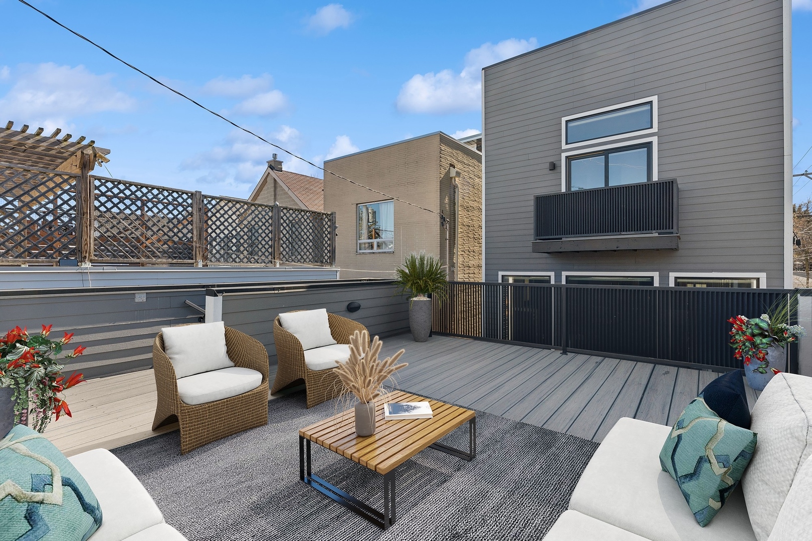 1942 W George Street