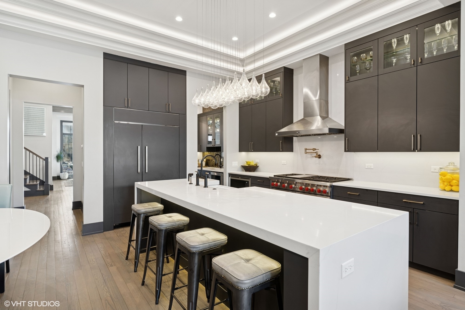 1942 W George Street