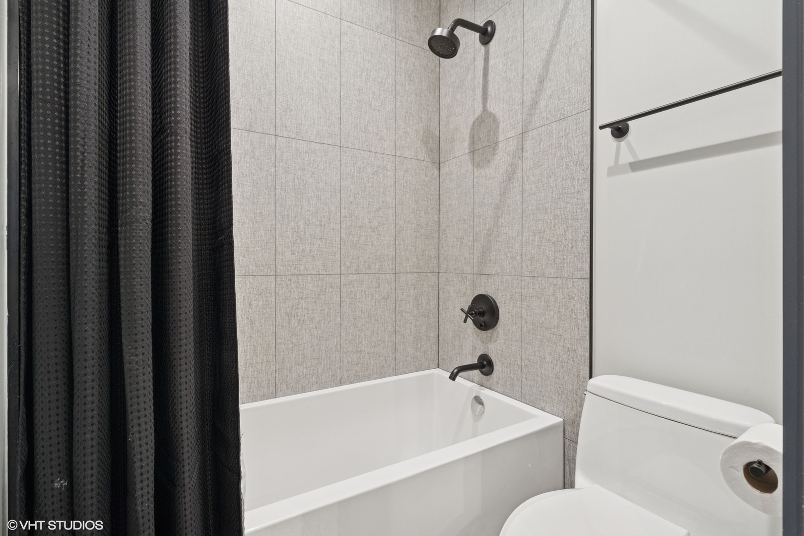 1942 W George Street