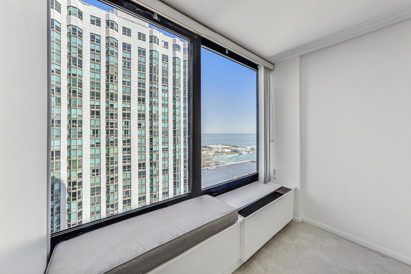 155 N HARBOR Drive Unit: 4506