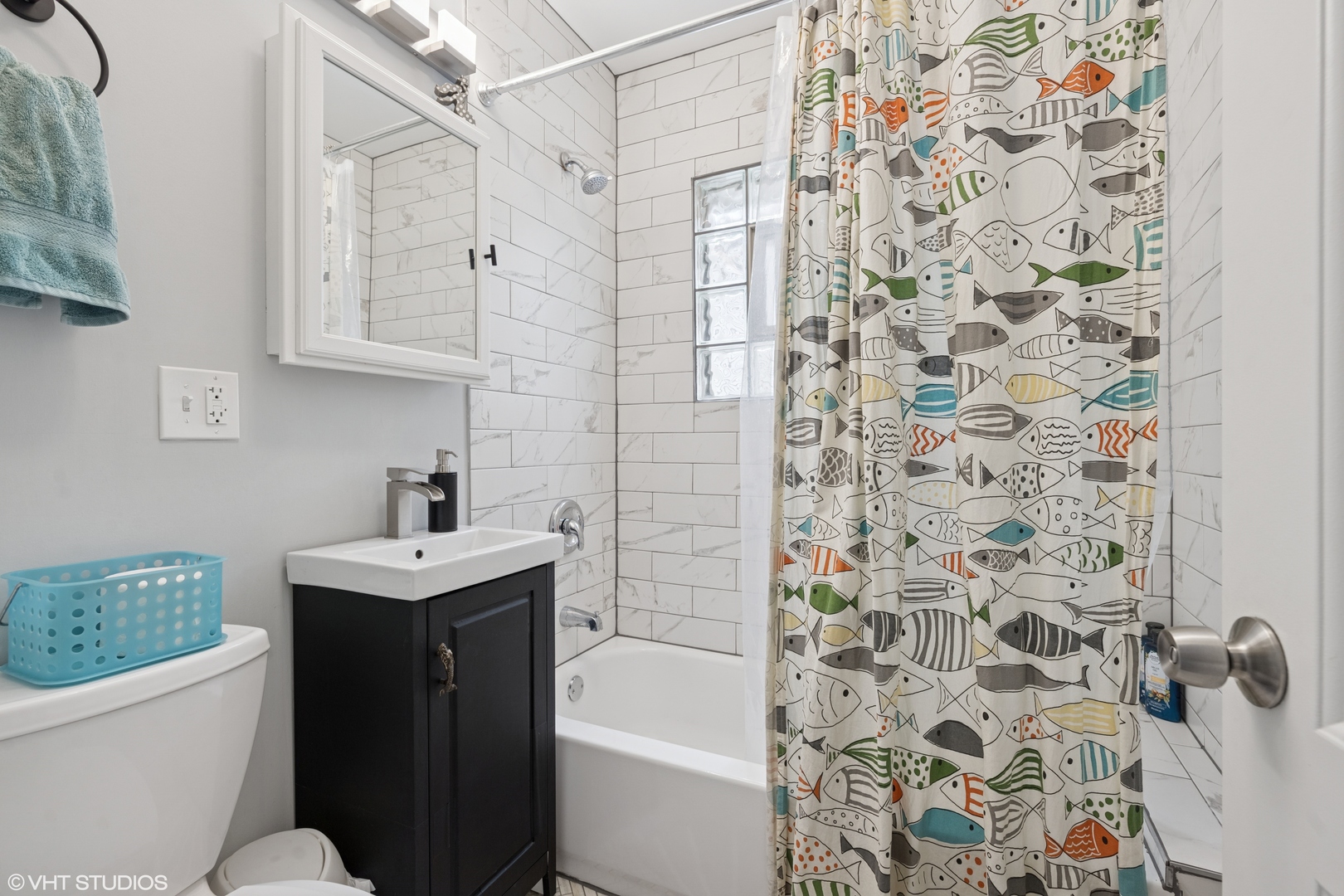 1721 N Artesian Avenue