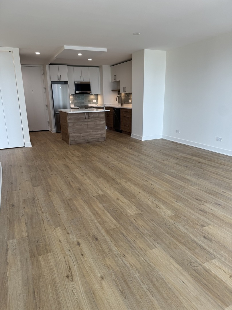 1636 N Wells Street Unit: 2003