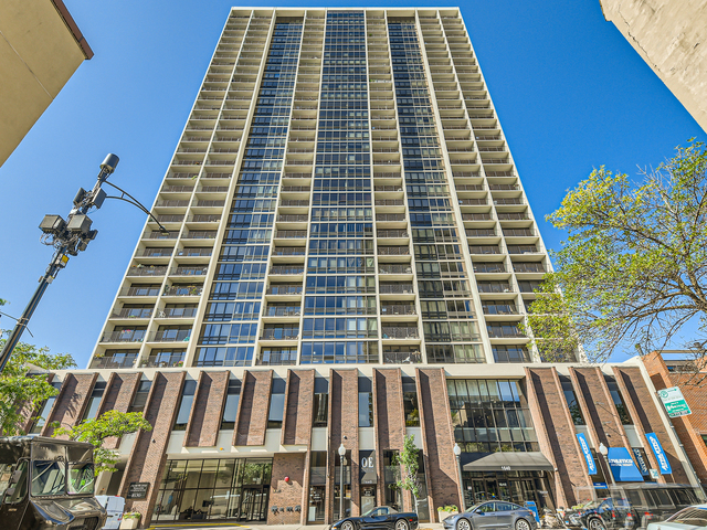 1636 N Wells Street Unit: 2003