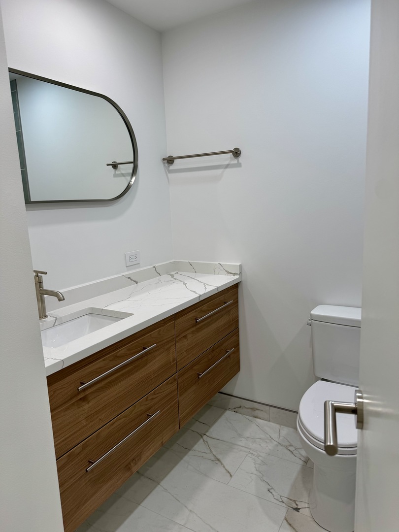 1636 N Wells Street Unit: 2003