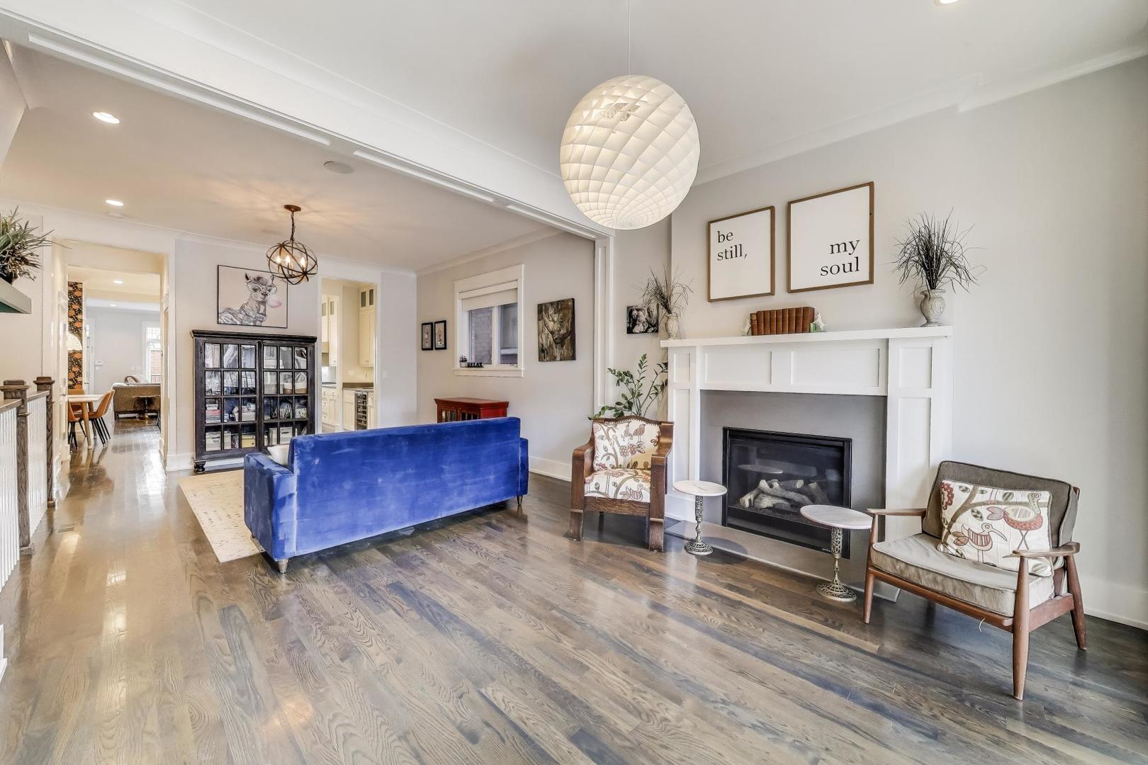 920 W wrightwood Avenue Unit: 1