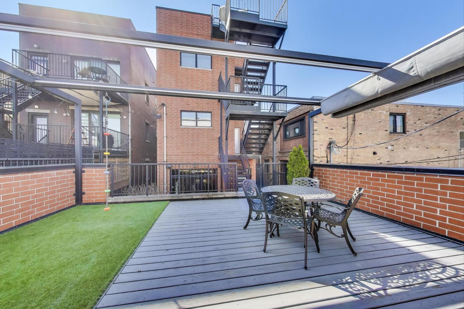 920 W wrightwood Avenue Unit: 1