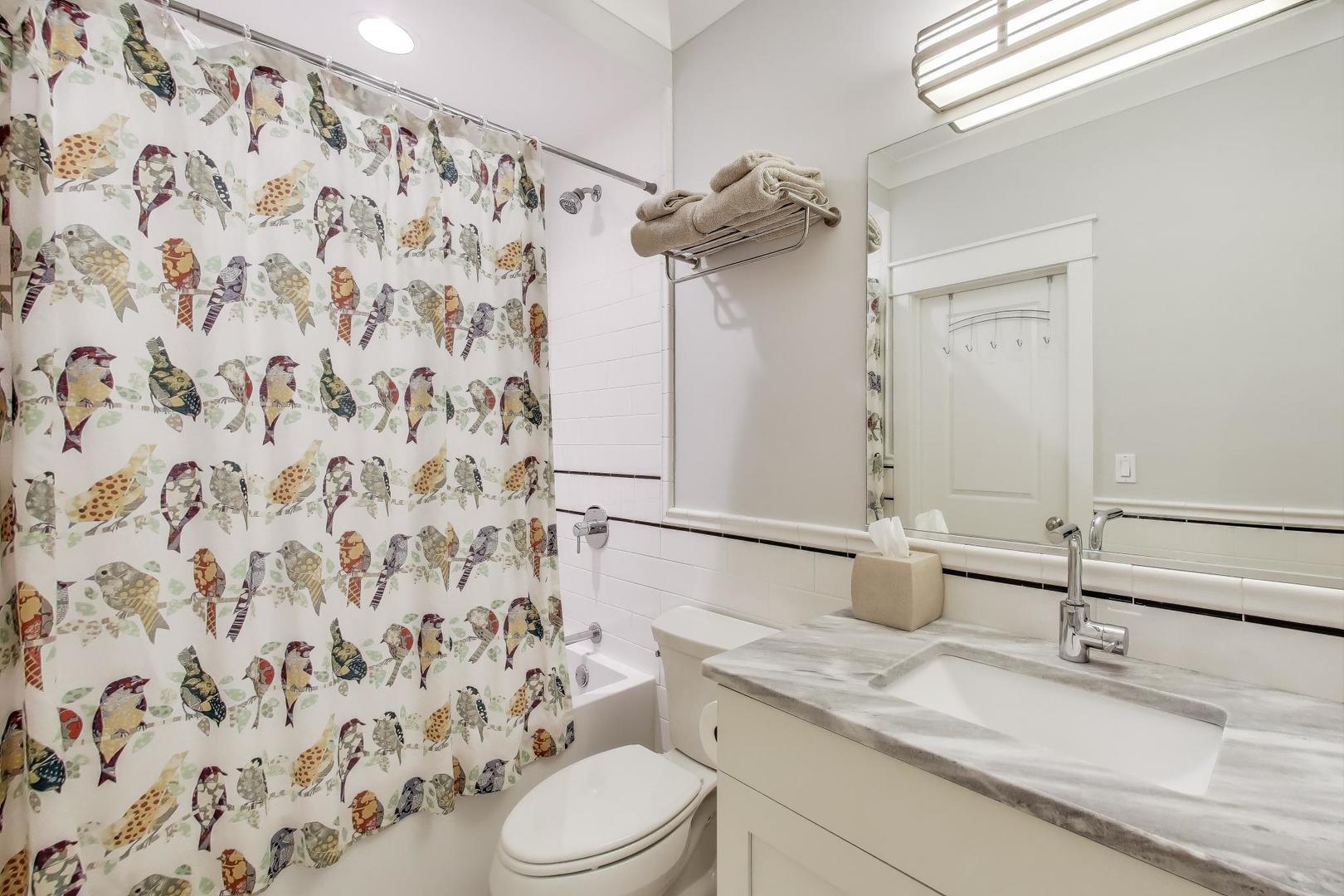 920 W wrightwood Avenue Unit: 1