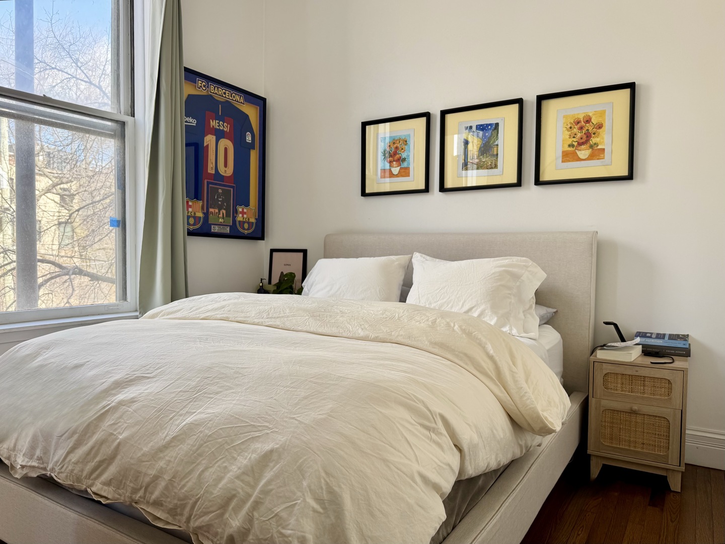 223 W Wisconsin Street Unit: 2B