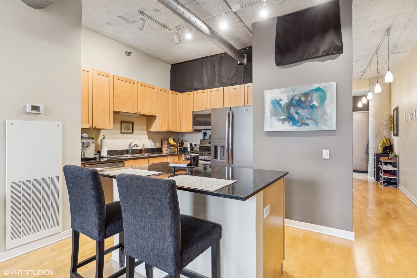 720 N Larrabee Street Unit: 905
