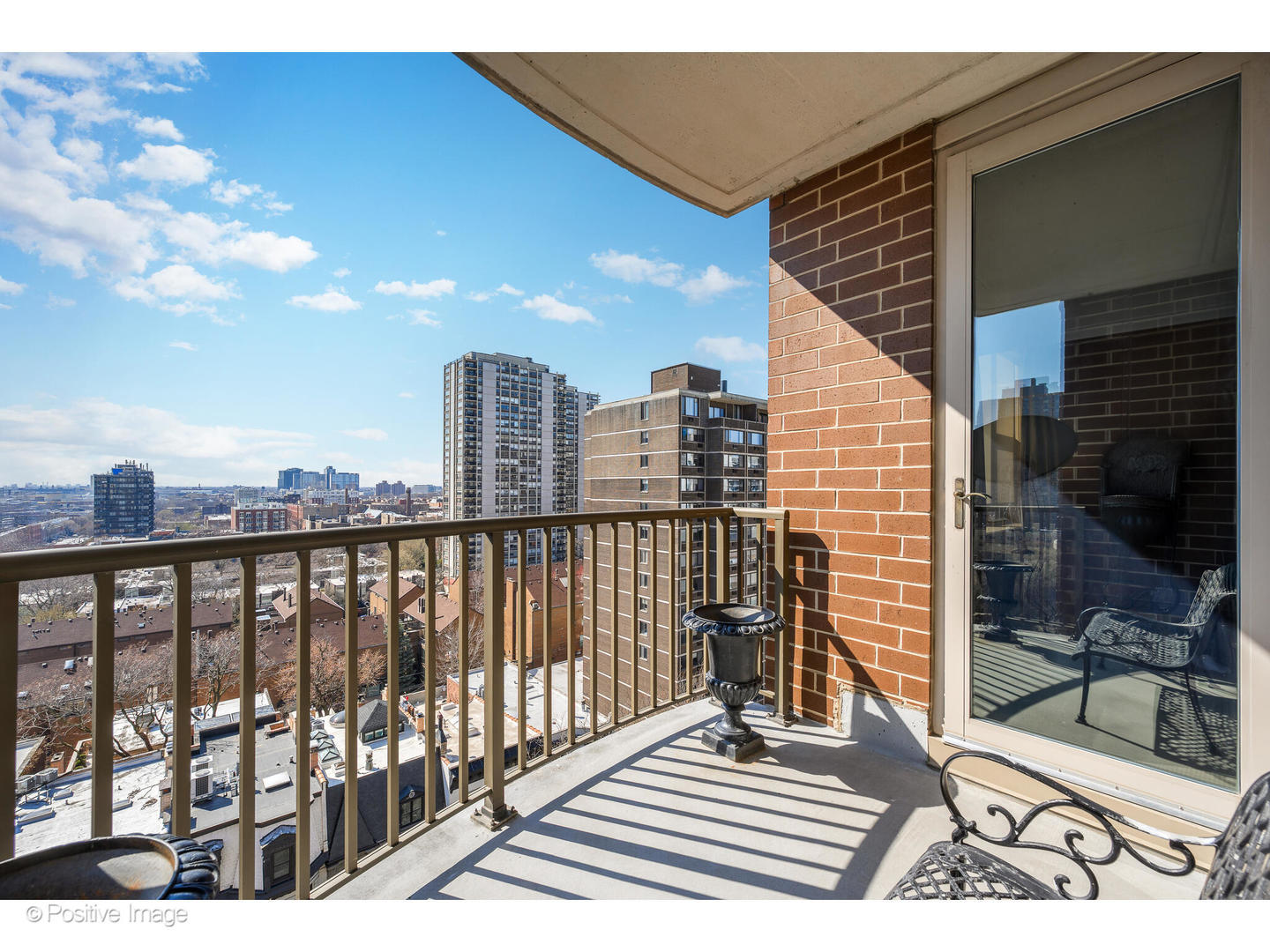 1301 N Dearborn Street Unit: 1201-2