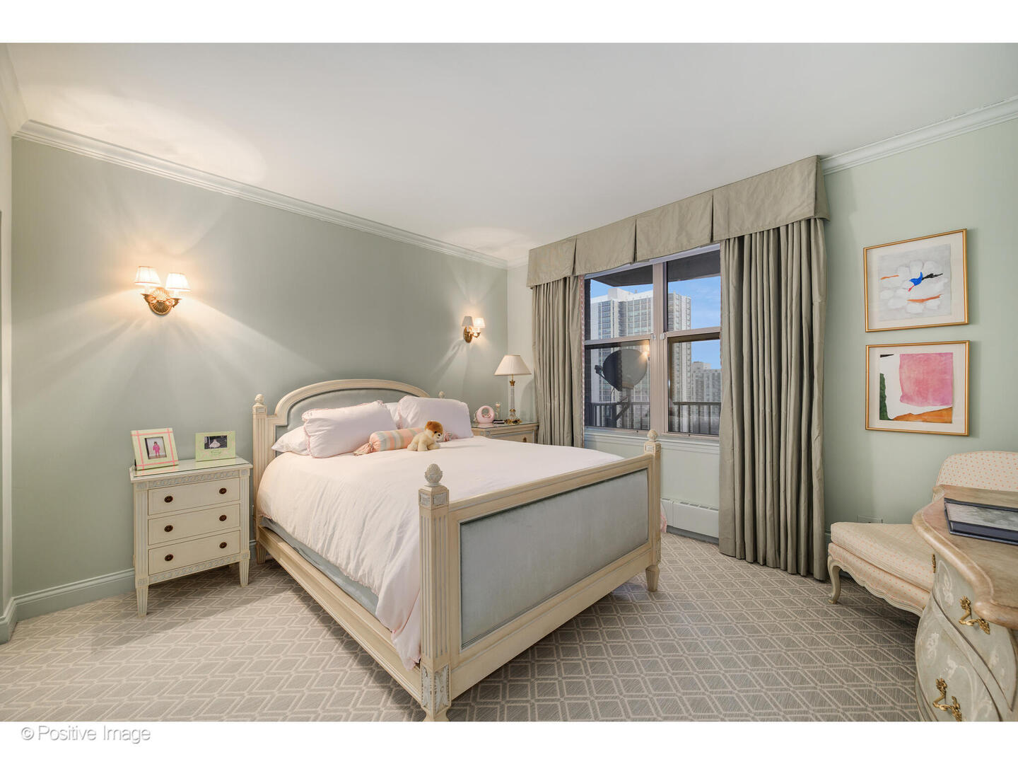 1301 N Dearborn Street Unit: 1201-2