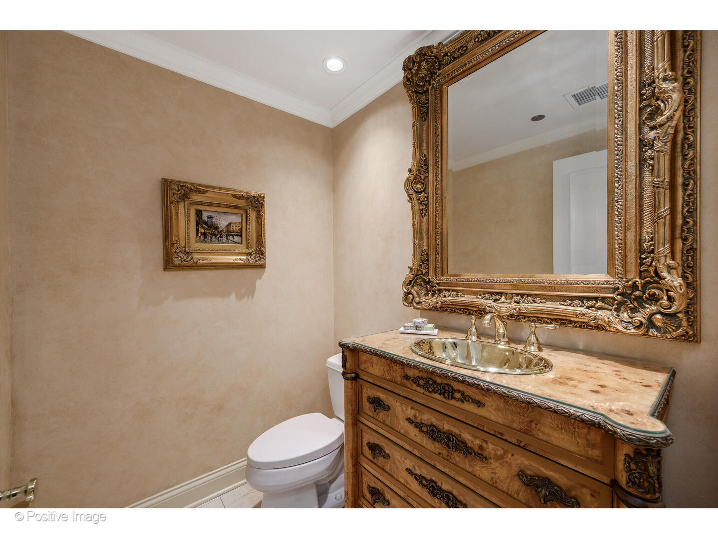 1301 N Dearborn Street Unit: 1201-2