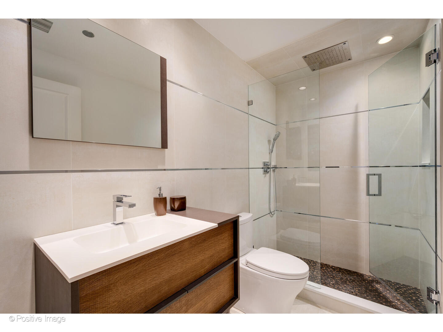 1301 N Dearborn Street Unit: 1201-2