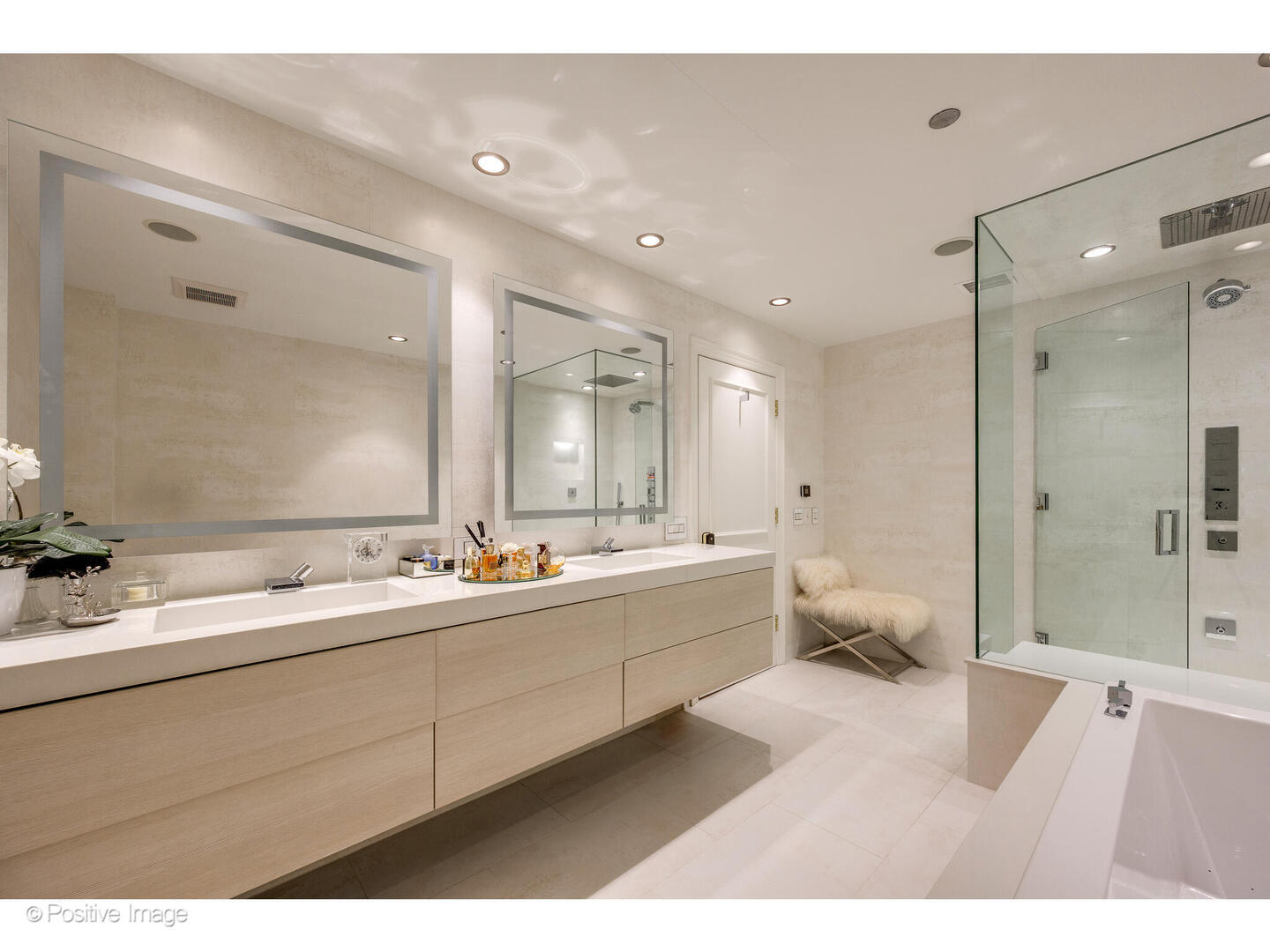 1301 N Dearborn Street Unit: 1201-2