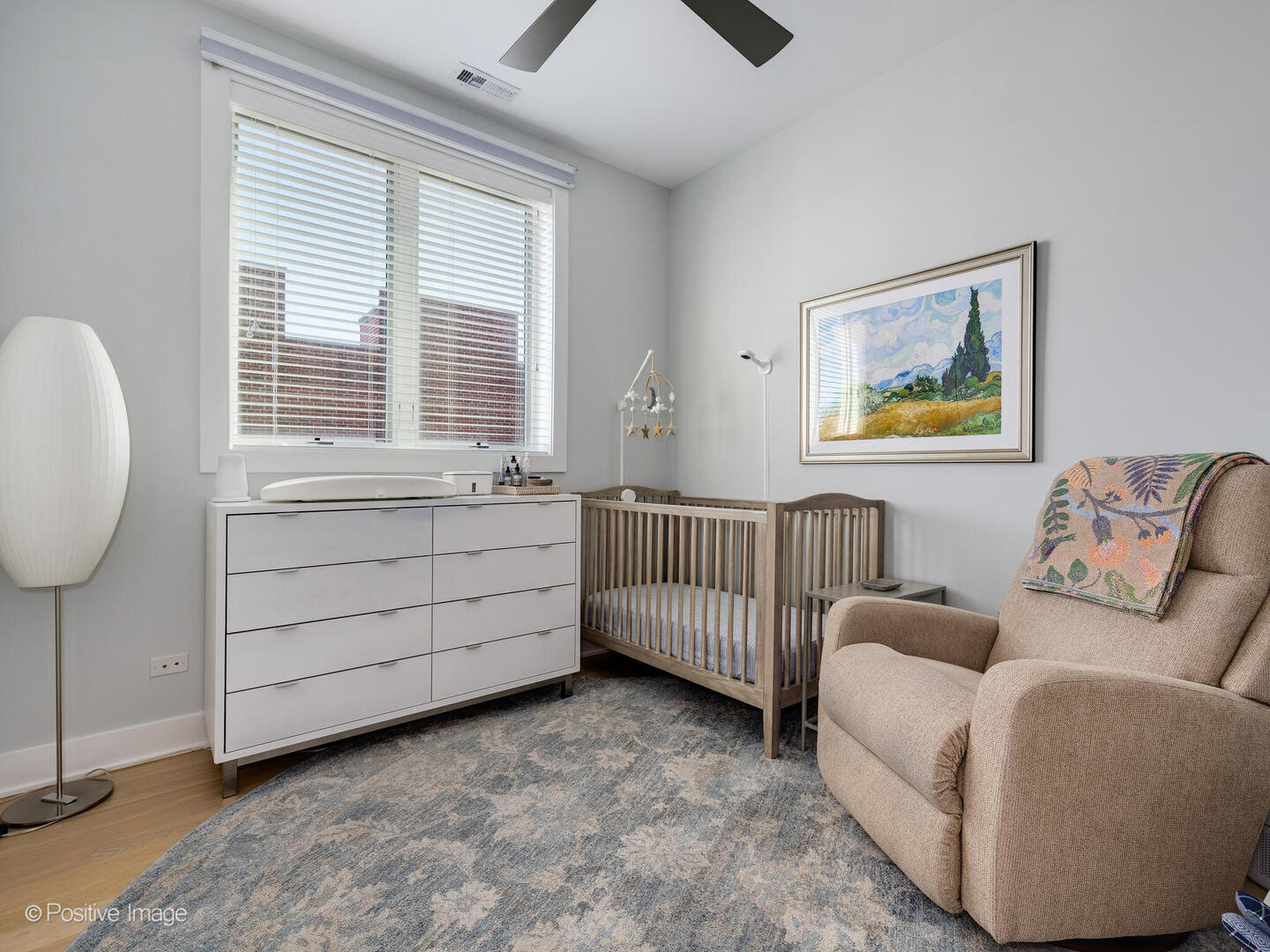 4115 N Lincoln Avenue Unit: 4S