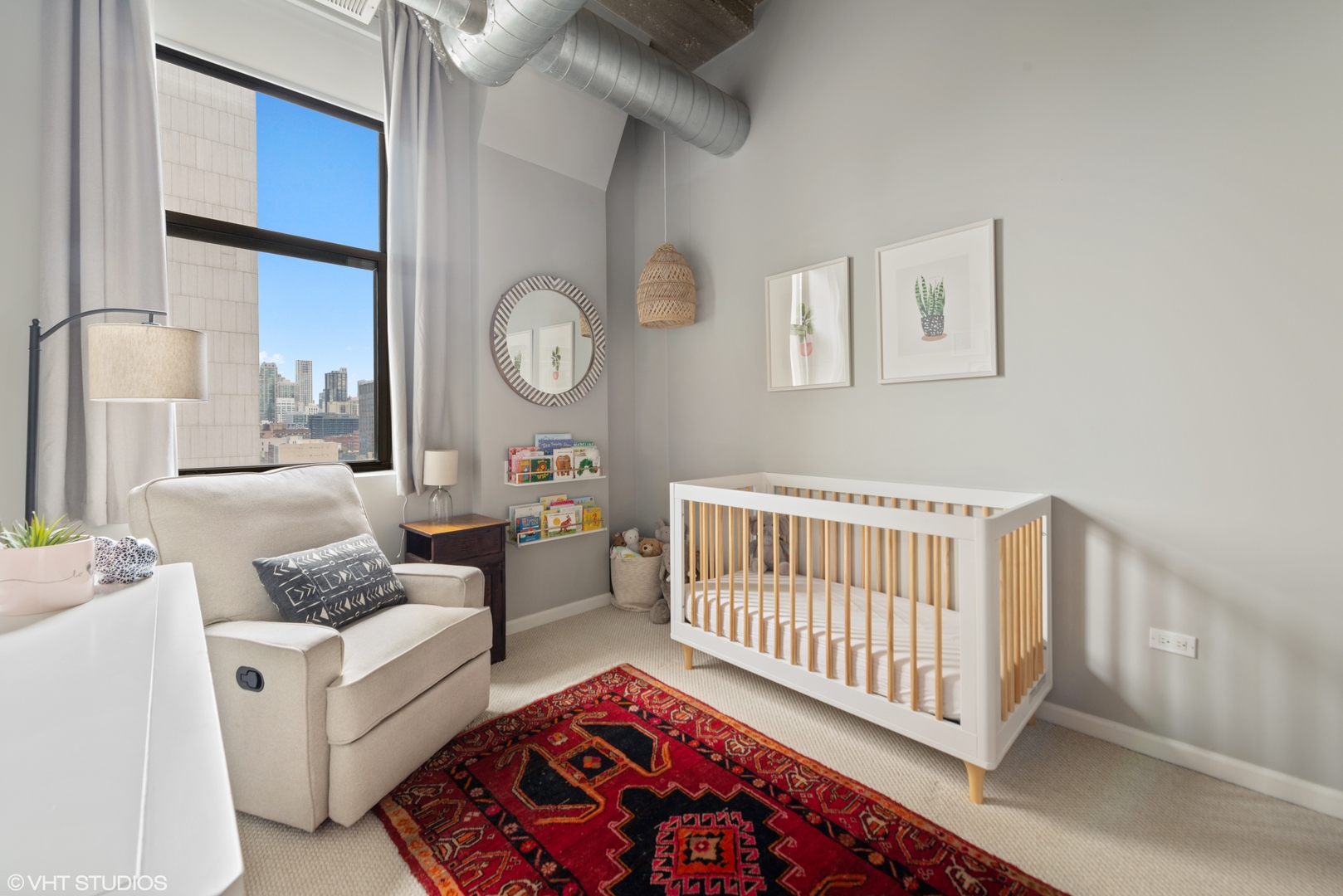 758 N Larrabee Street Unit: 821
