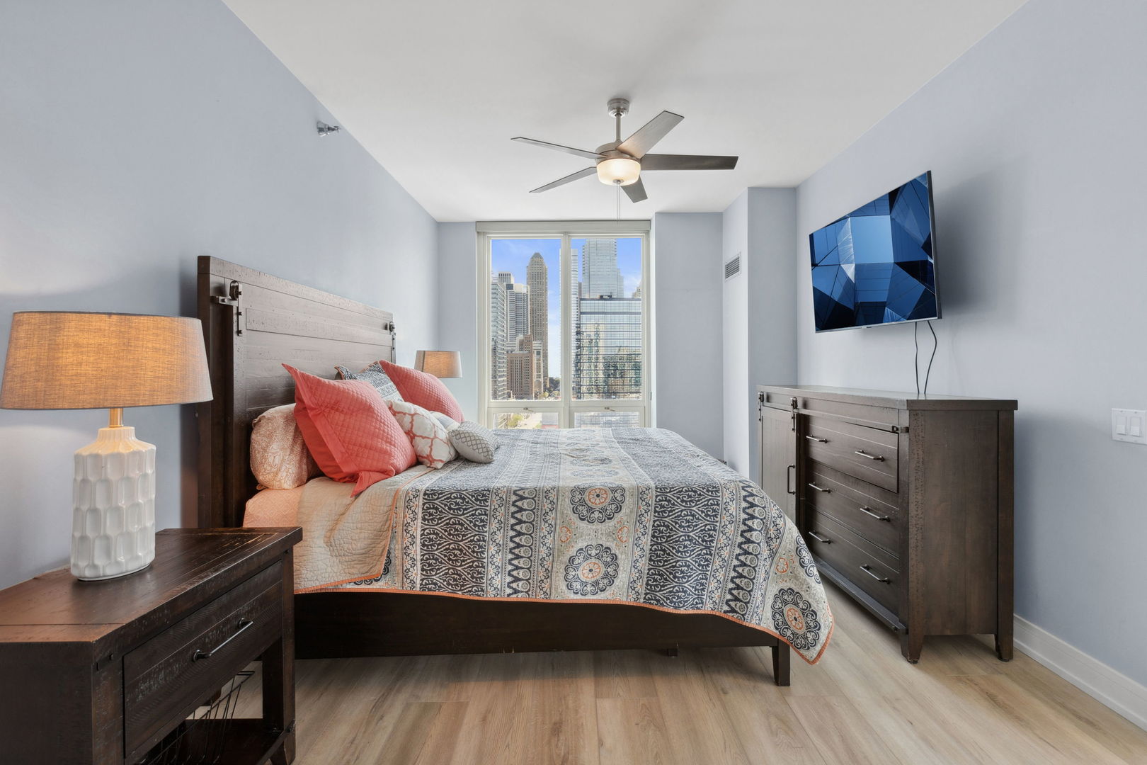 757 N Orleans Street Unit: 1406