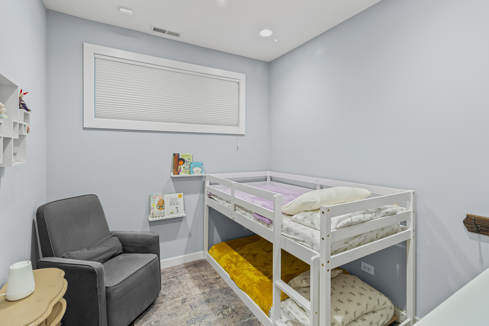 2320 N Hamilton Avenue Unit: 1