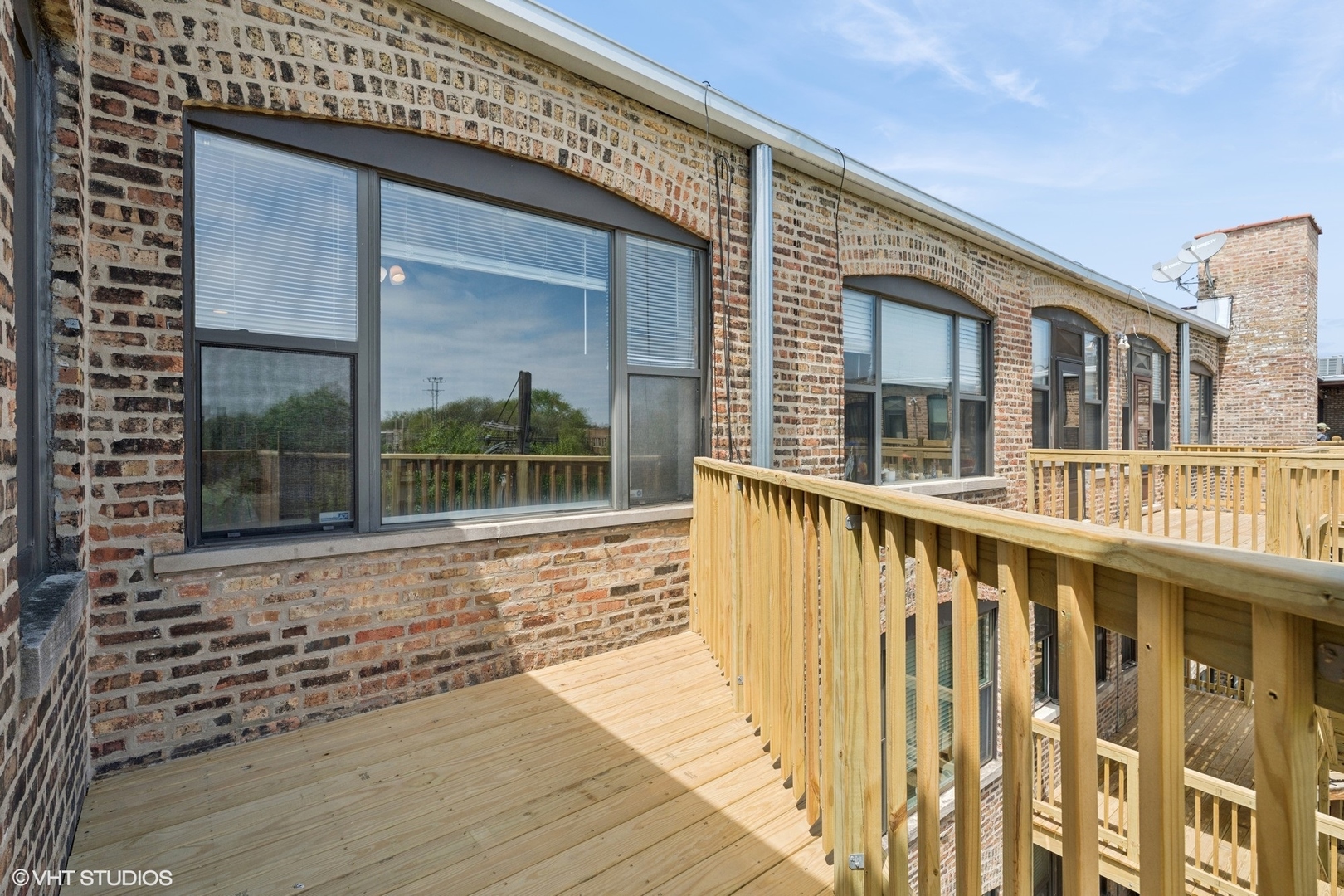 4817 N Fairfield Avenue Unit: 3