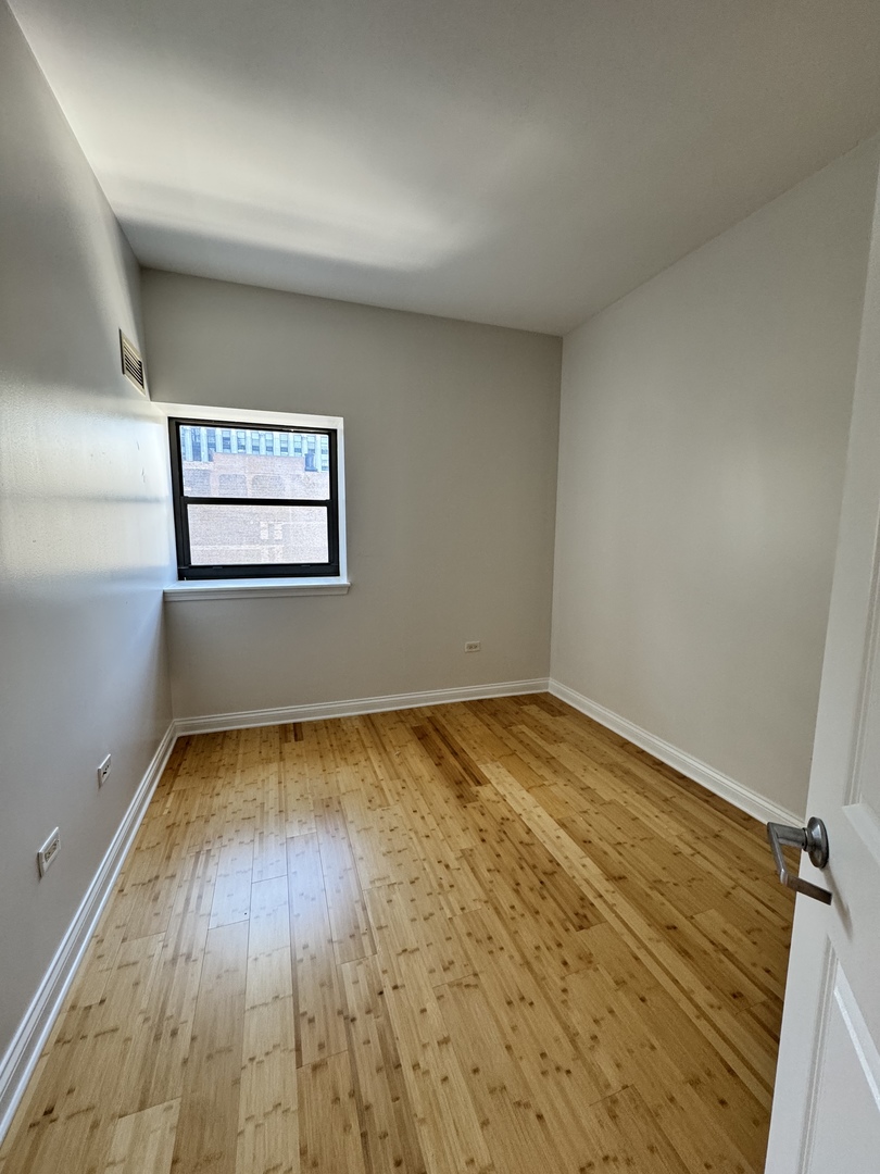 8 W Monroe Street Unit: 1409