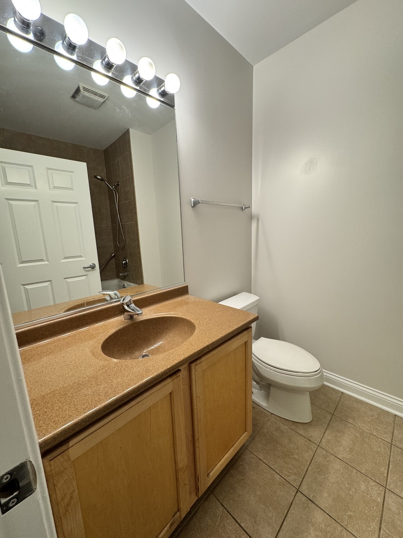 8 W Monroe Street Unit: 1409