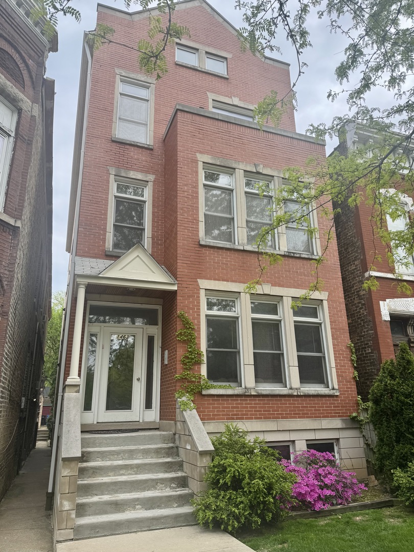 1463 N Leavitt Street Unit: 3