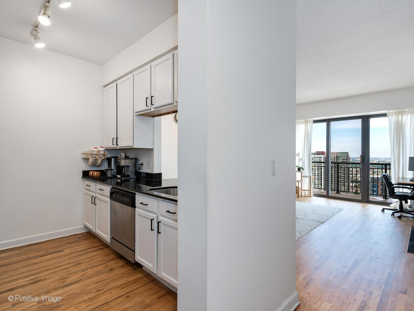 41 E 8th Street Unit: 2306