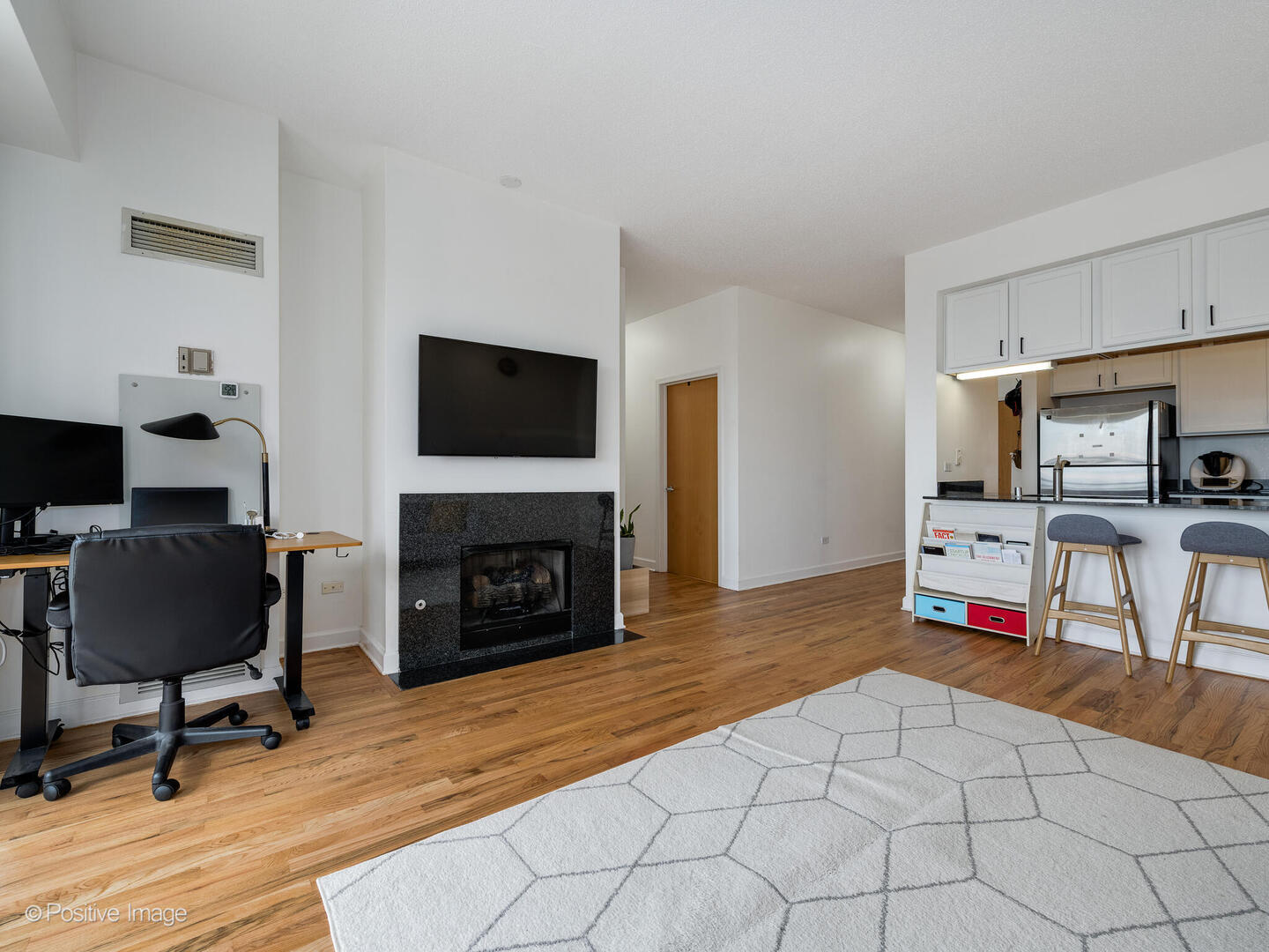 41 E 8th Street Unit: 2306